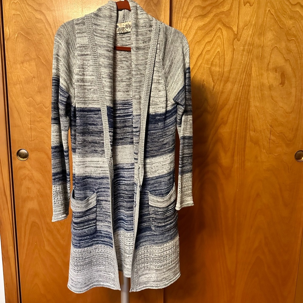 Aventura Cardigan sweater. Blue & grey